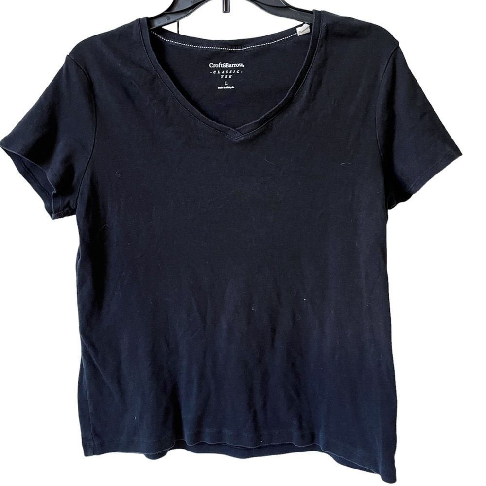 Women's Croft & Barrow Essential V-Neck Black Classic Tee | Women's Size Large